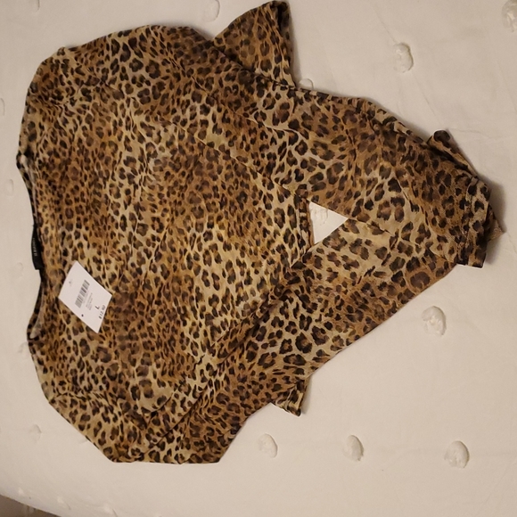 Top and Skirt - Picture 5 of 8